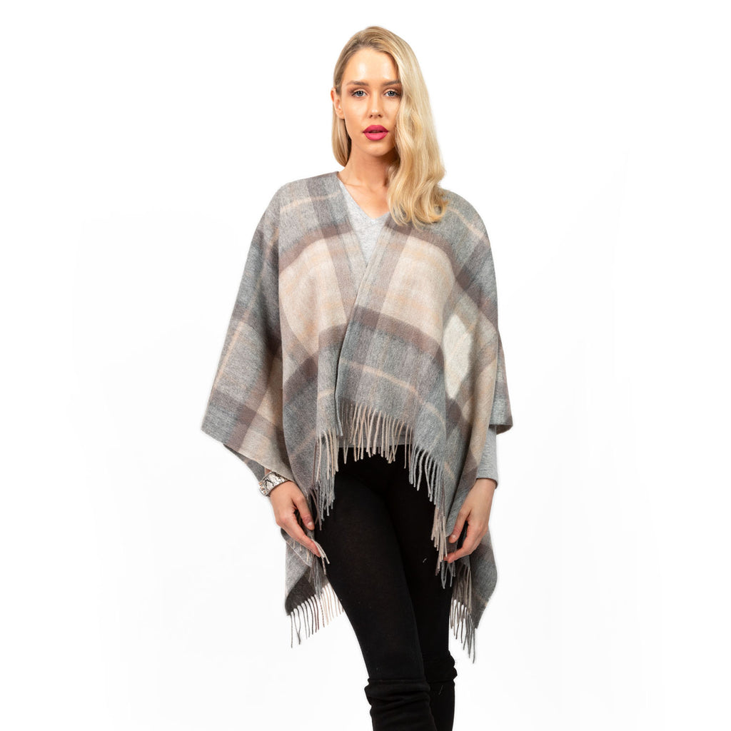 Edinburgh Lambswool Mini Cape  Mackellar Natural