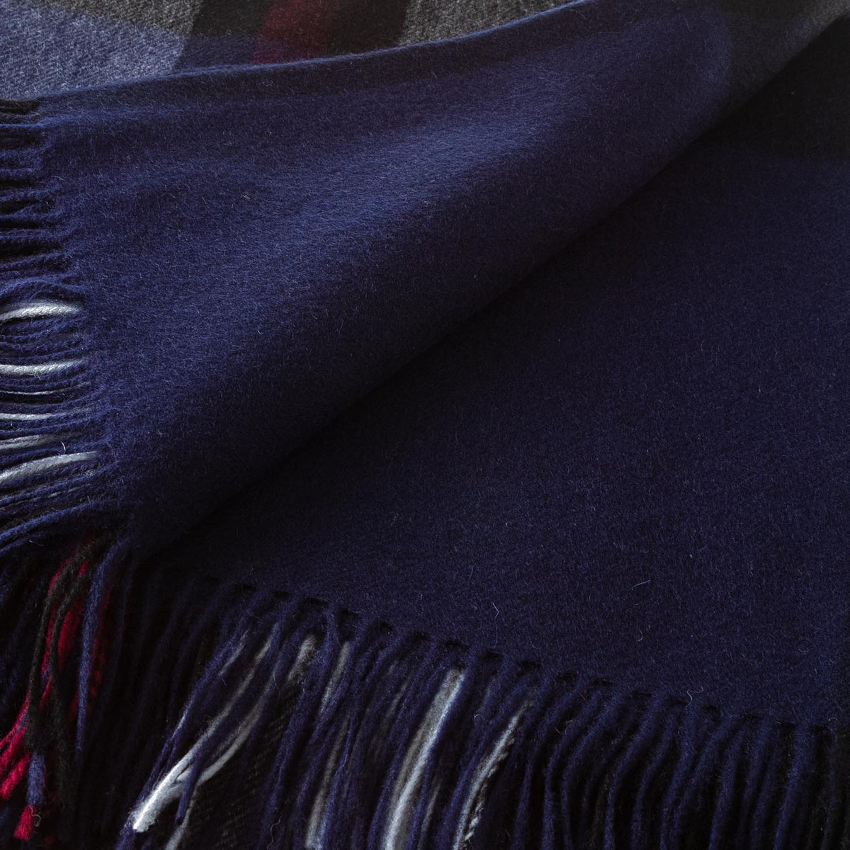 Chequer Cashmere Blend Blanket EXPLODED NAVY | The Scotland Shop