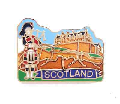 Badge Scotland Piper Castle